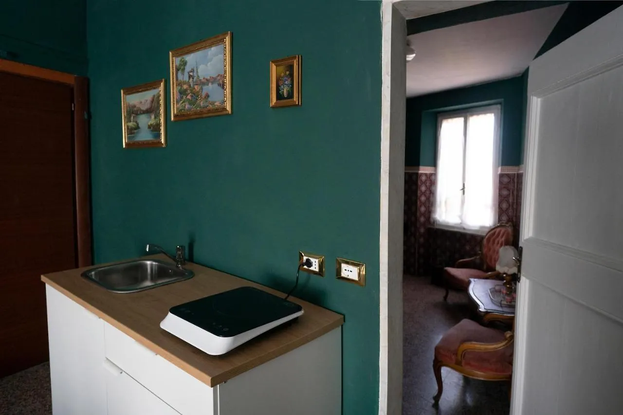 D.I Dream Apartment Sarzana 0*,  Italy